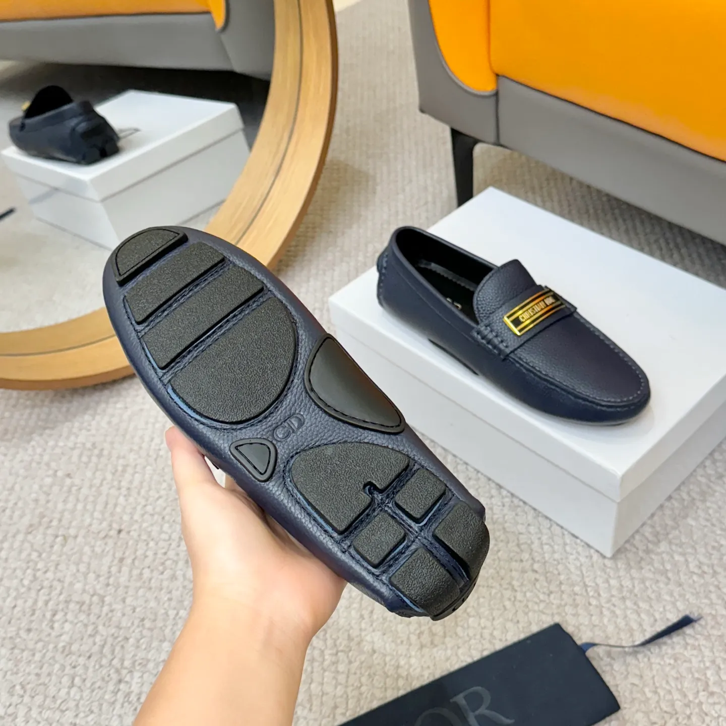 Men's clothing and shoes 💰420! (Yangli) Quality DIOR [Dior’s latest arrival] real auction hot-selling Doudou shoes 🔍DIOR) new Doudou shoes 👍Belgian designer Martin Margiela serves as Gucci shoe designer y full of charm, luxury style gentleman upper: imported cowhide, lining with spring sweat-absorbent first-layer sheepskin. Outsole Brand outsole, the last stitching on the bottom will never come off; equipped with classic Gucci exquisite hardware C D buckle💋The whole pair of shoes is fashionable and casual without losing high-end style; standard 38-46